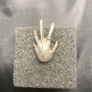 .925 silver hand shaped ring
